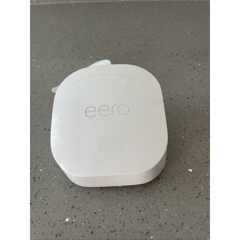 EERO 6 + Plus Dual Band Mesh Wi-Fi 6 Router R010001